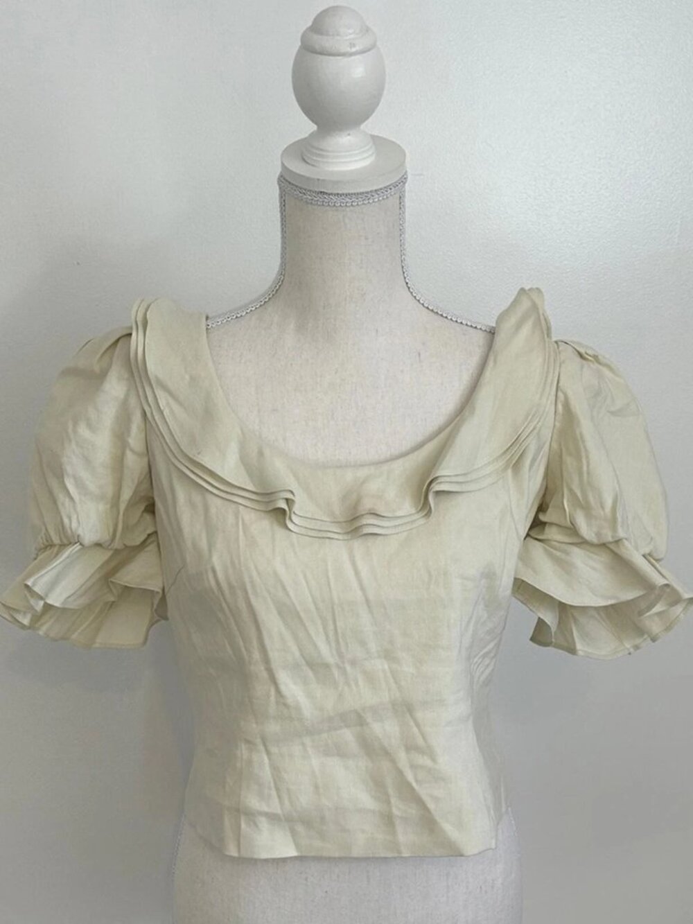 ANTONIO MELANI Cream Ruffle Blouse